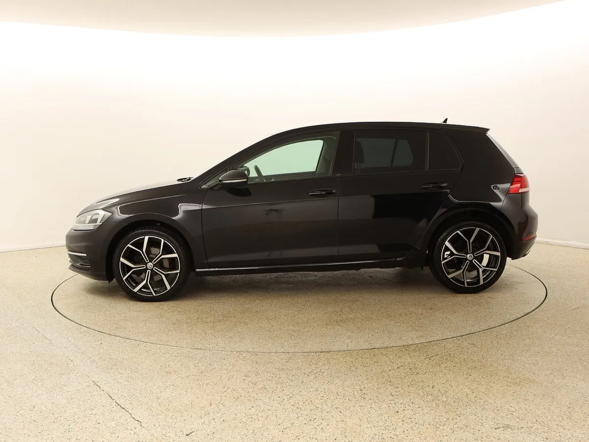 2018 VOLKSWAGEN GOLF 1.6 TDI SE NAV 115 BHP - Image 4