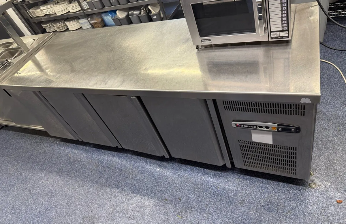 4 door fridge - Image 1