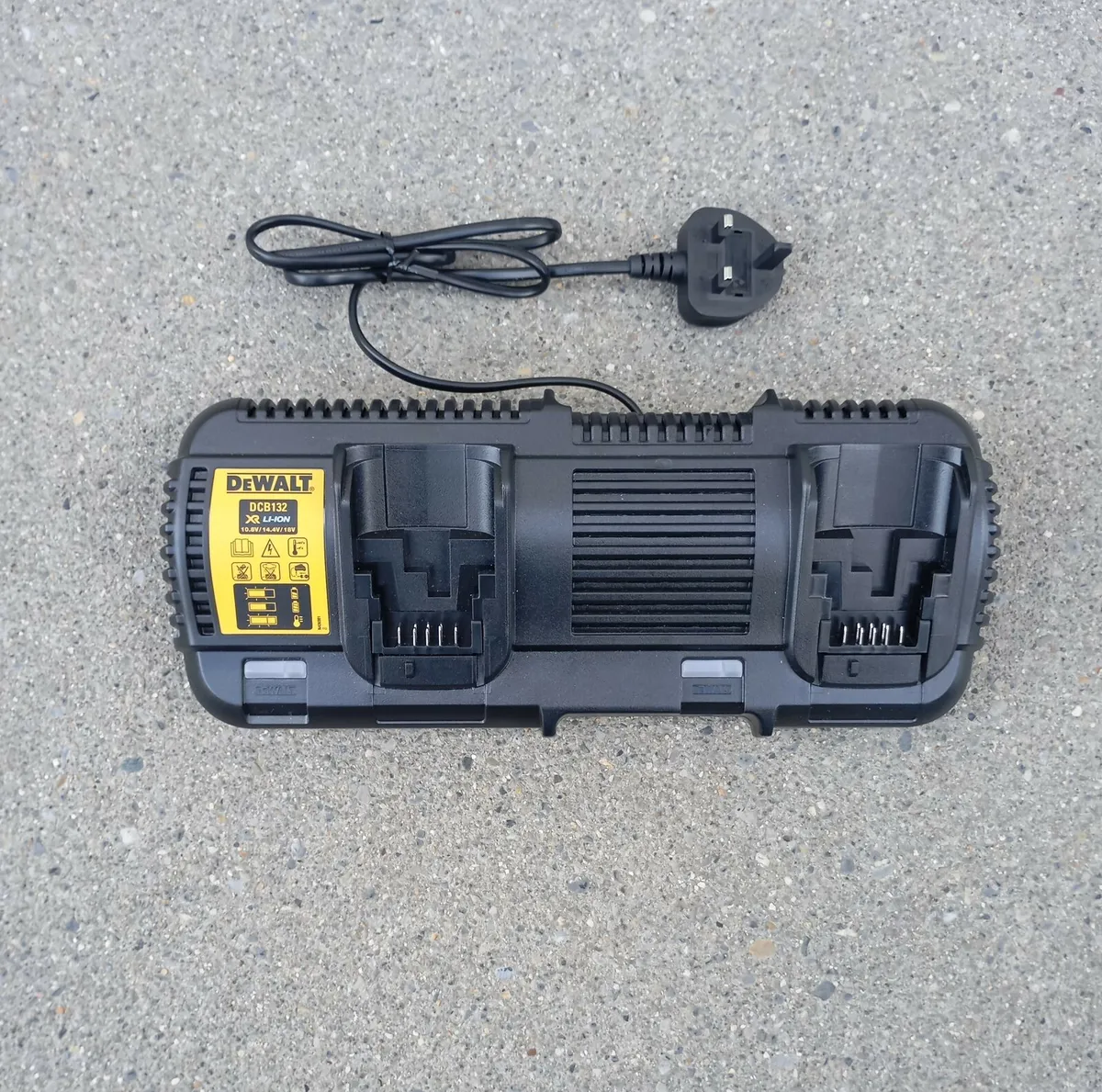 DeWalt Dual Charger (New)