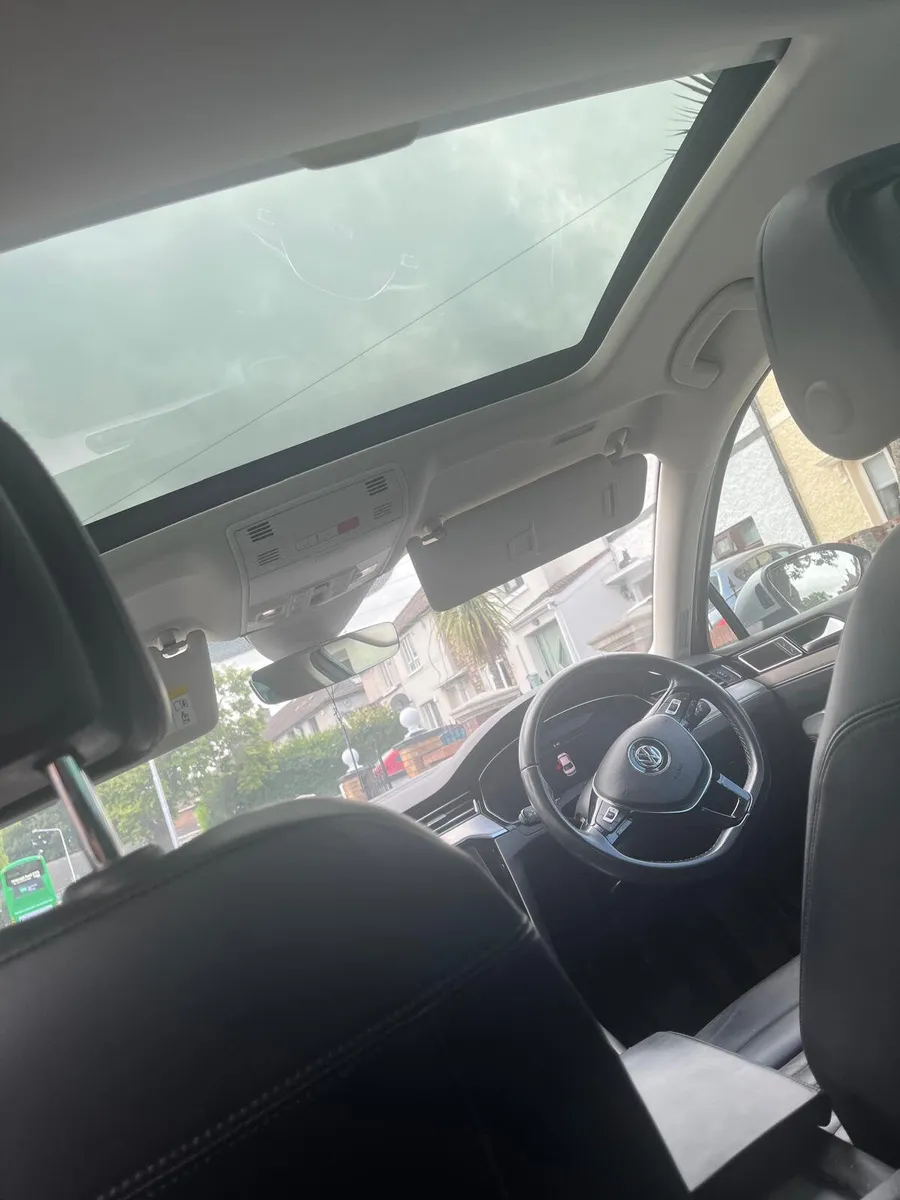 Volkswagen Passat 2018 - Image 4