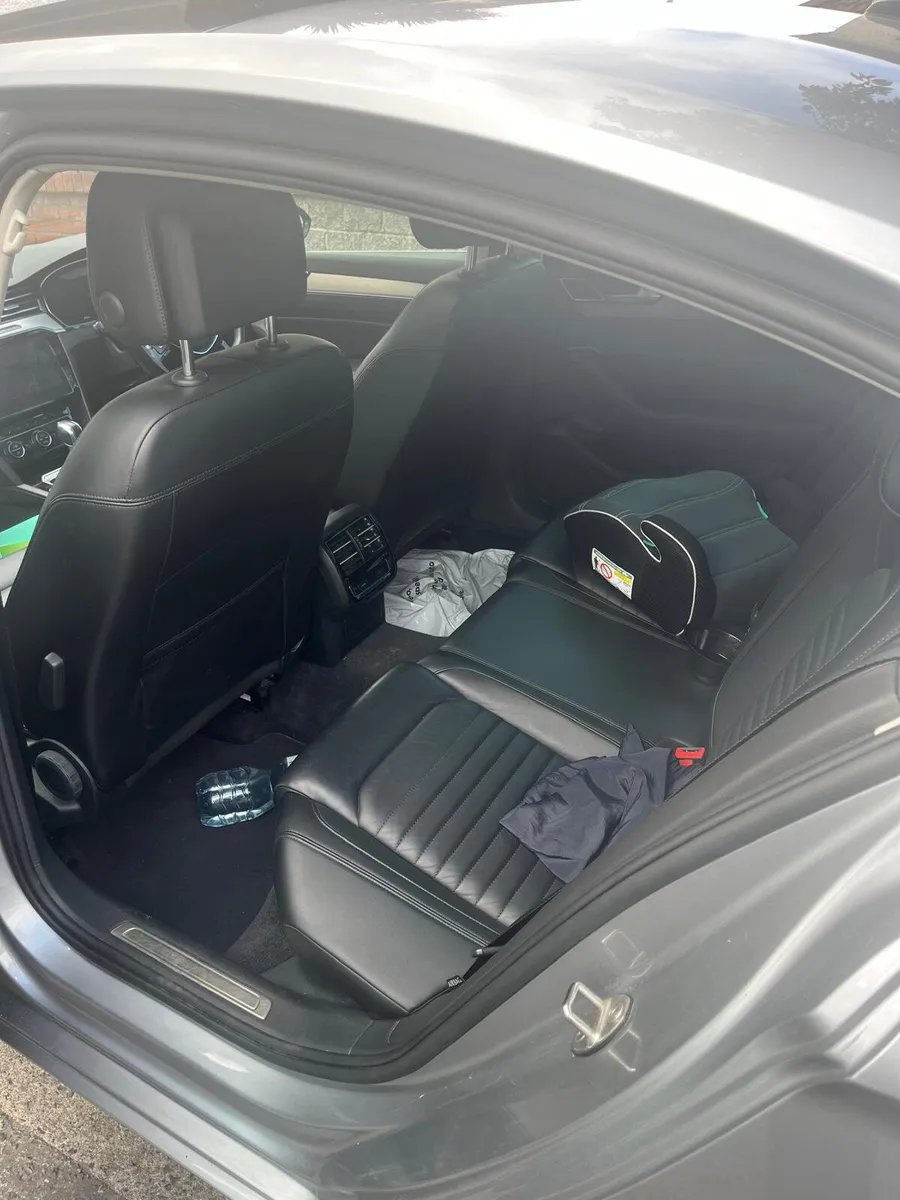 Volkswagen Passat 2018 - Image 3