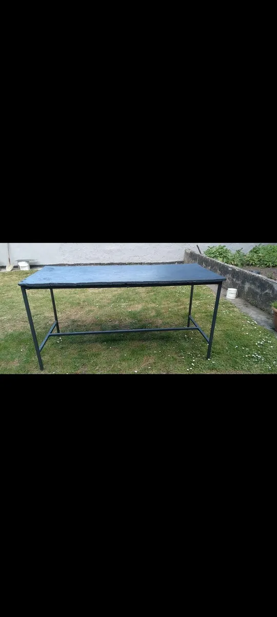 Work table - Image 1
