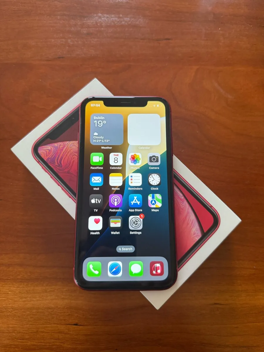 iPhone XR red - Image 2