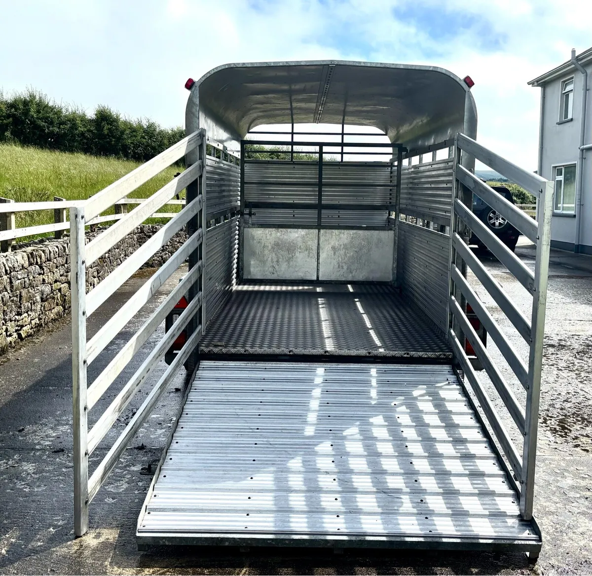 Cattle trailer - Image 3