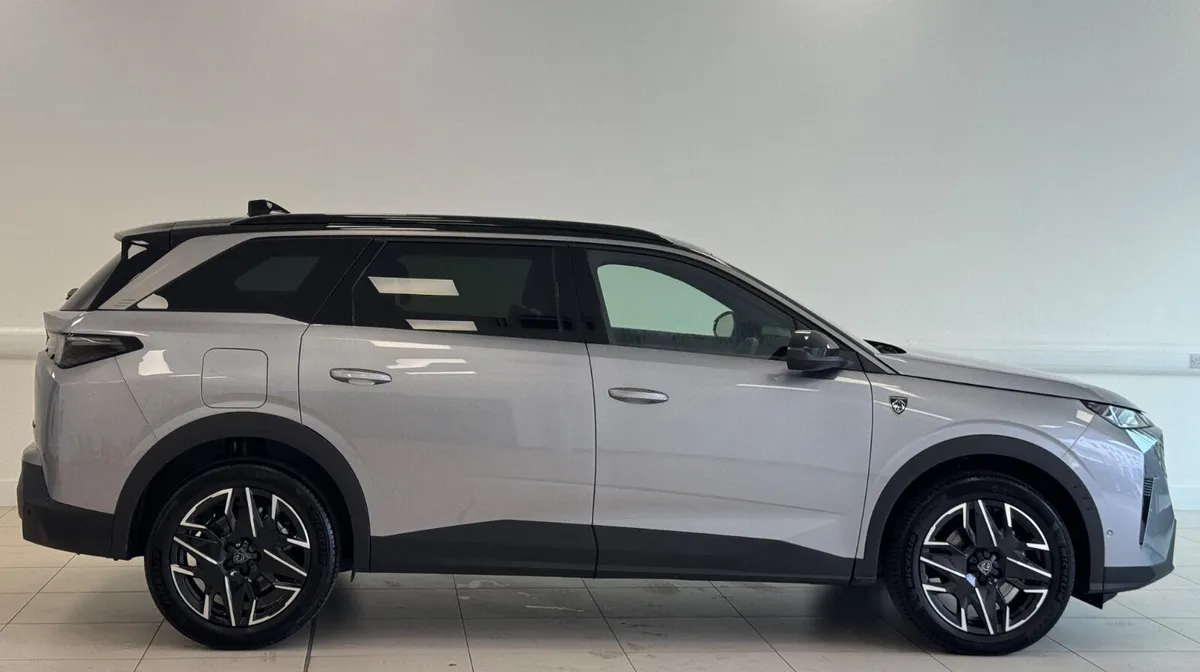 Peugeot 5008 2025 - Image 4