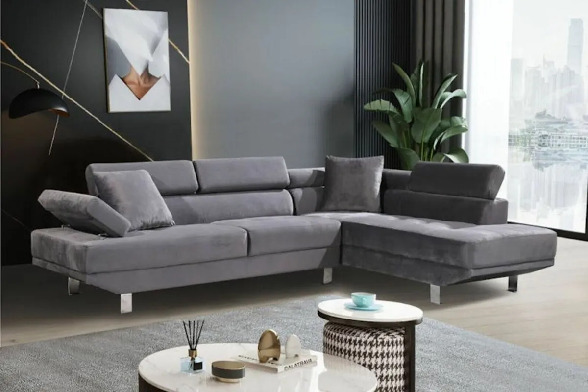 Modern 262cm Corner Chaise Sofa Grey Velvet - Image 1