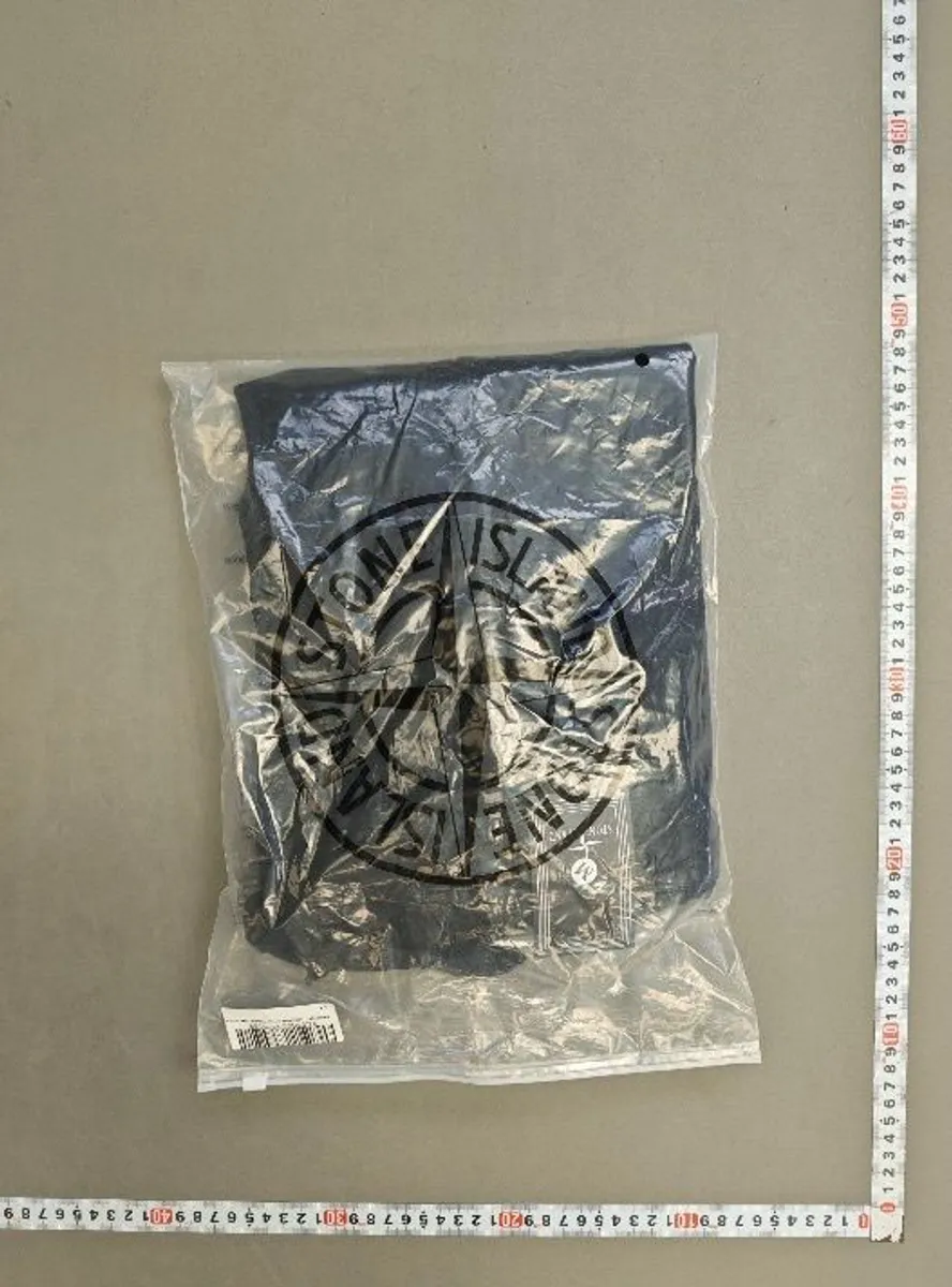 Stone Island zip up, size M, black - Image 1