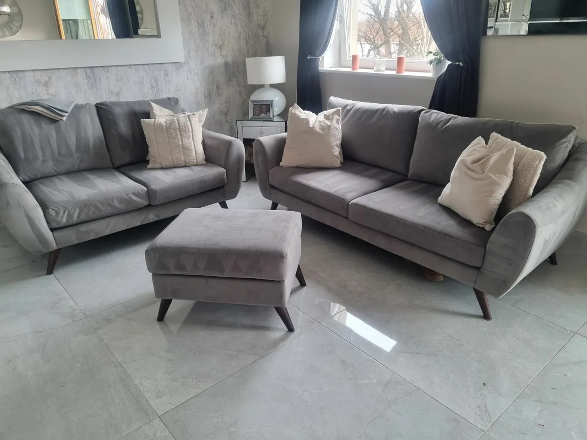Sofas - Image 2