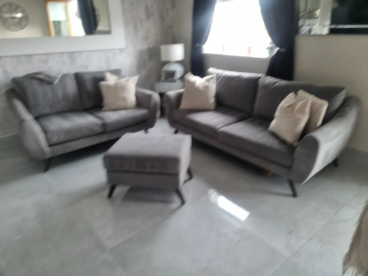 Sofas - Image 3
