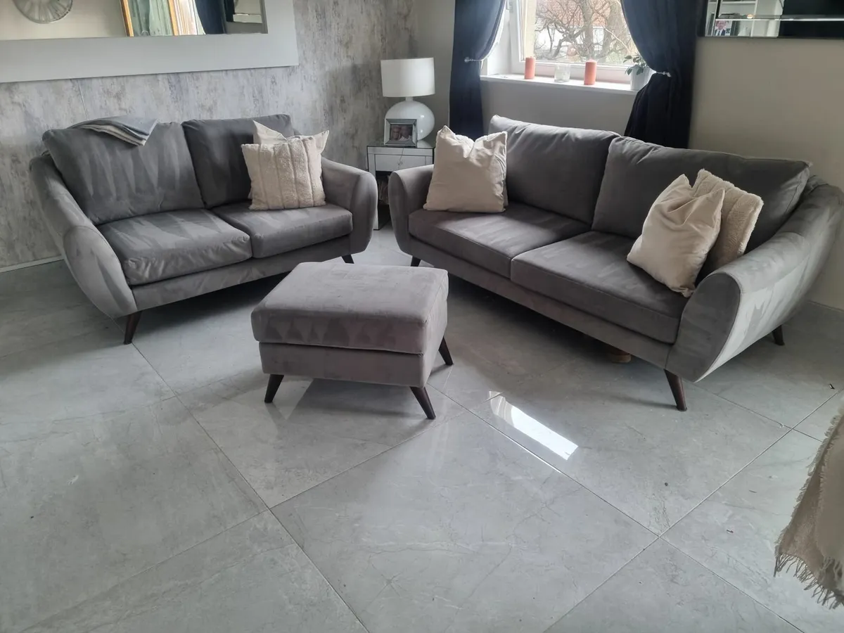 Sofas - Image 4