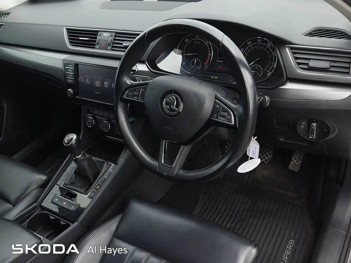 Skoda Superb  estate full Leather electric Boot 2 - Image 4