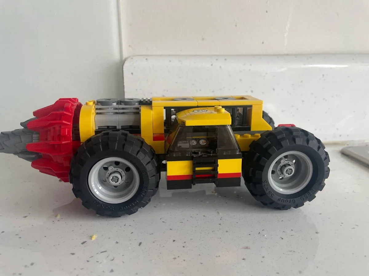 Lego - Image 2