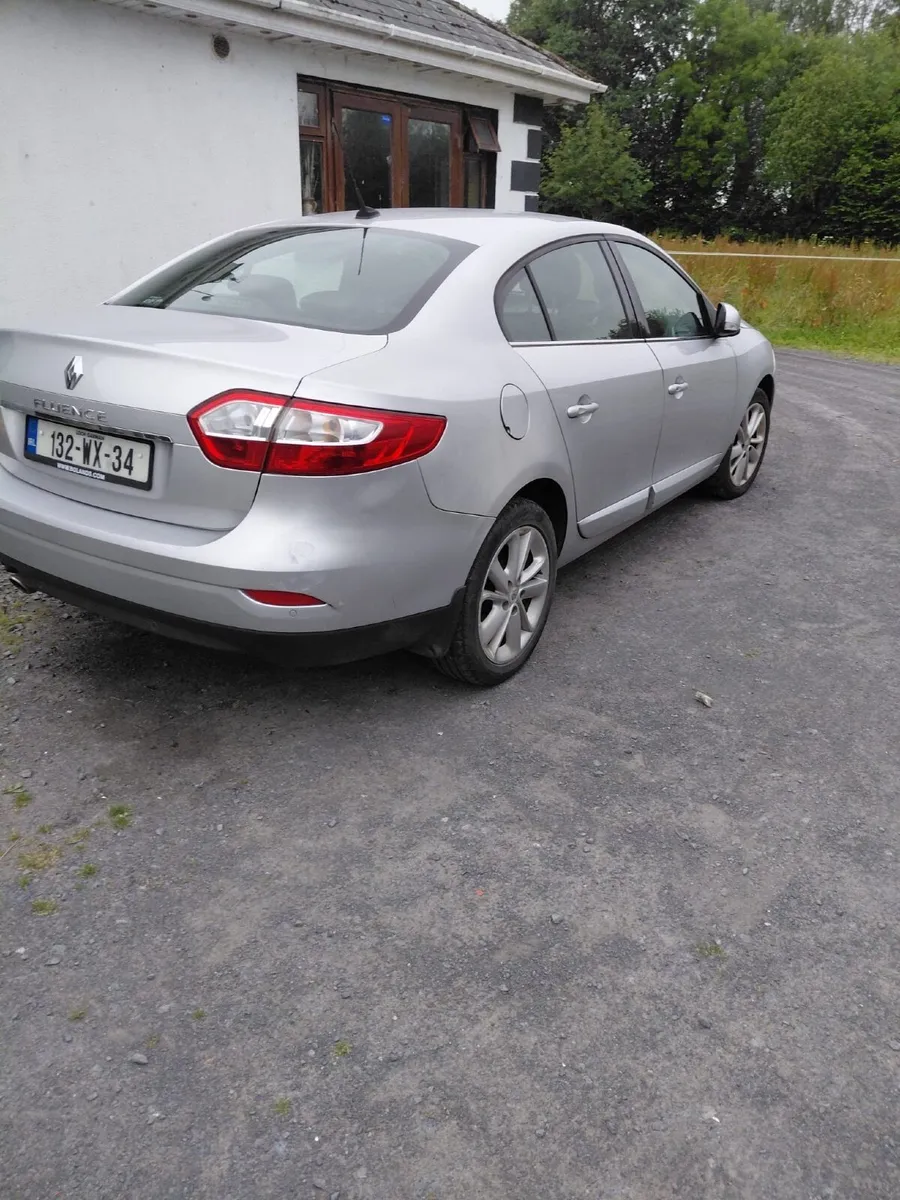 Renault Fluence 2013 - Image 2