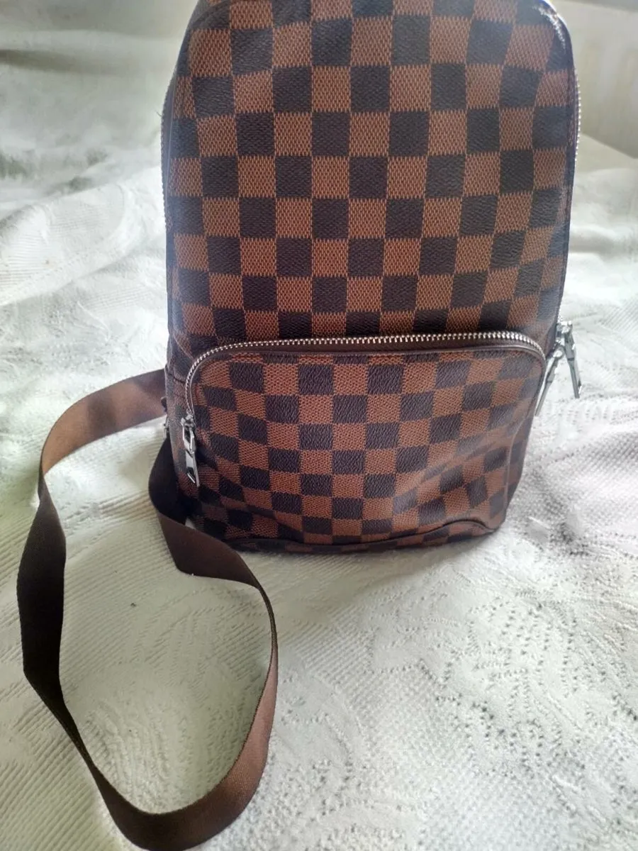 Hand bag 10 e - Image 1