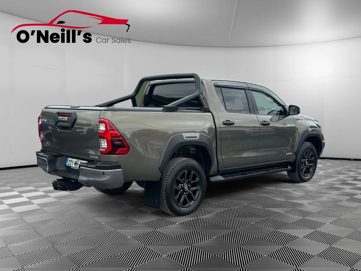 Toyota Hilux 2022 2.8 INVINCIBLE X AUTO 4DR #247 - Image 3