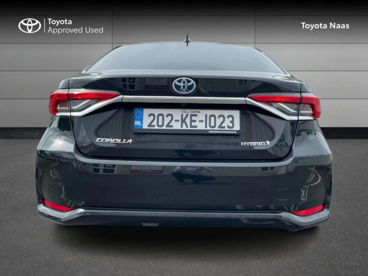 Toyota Corolla COROLLA HYB LUNA SPORT SA - Image 4