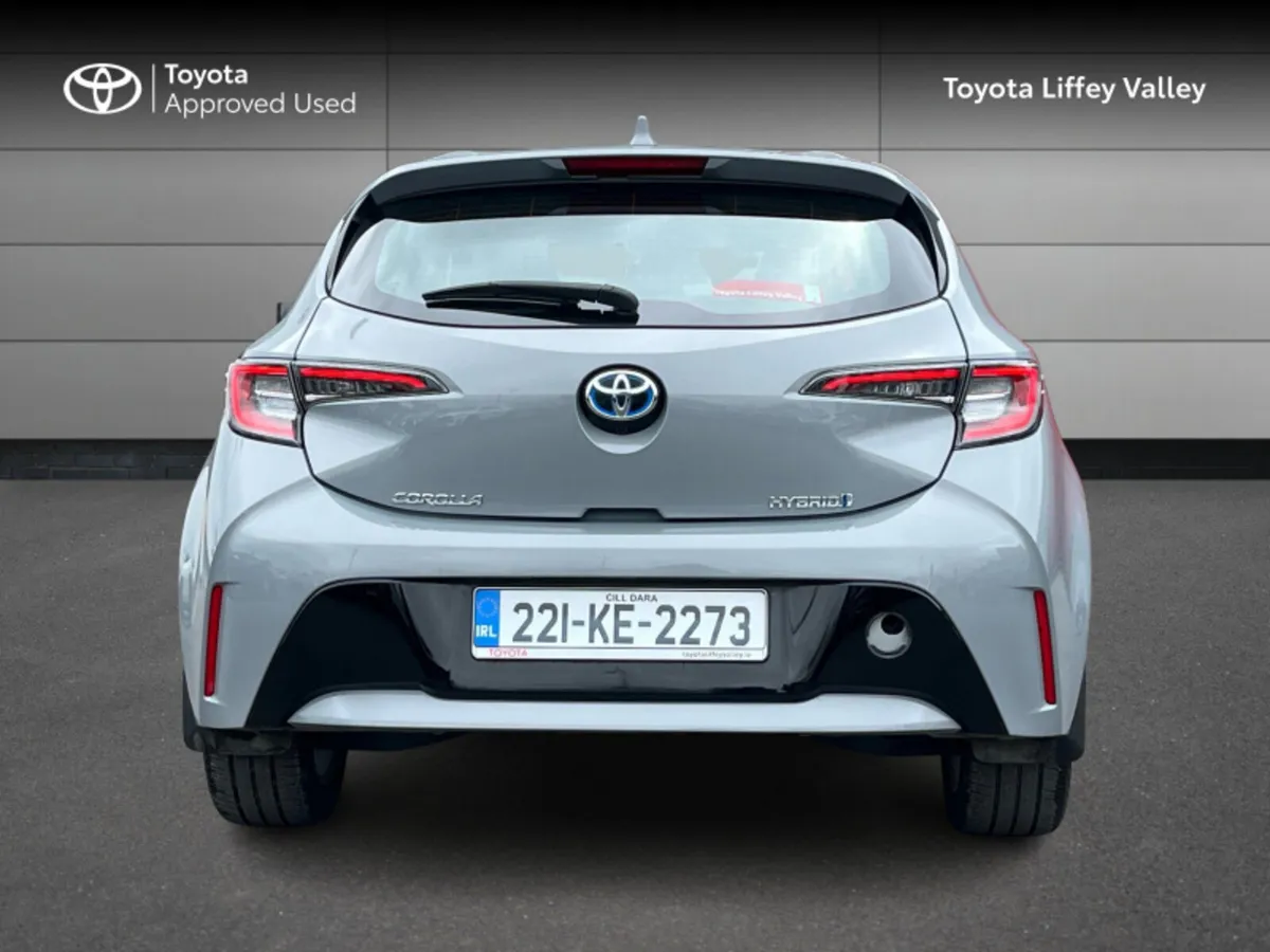 Toyota Corolla LUNA H/B 4DR AUTO HYBRID - Image 4
