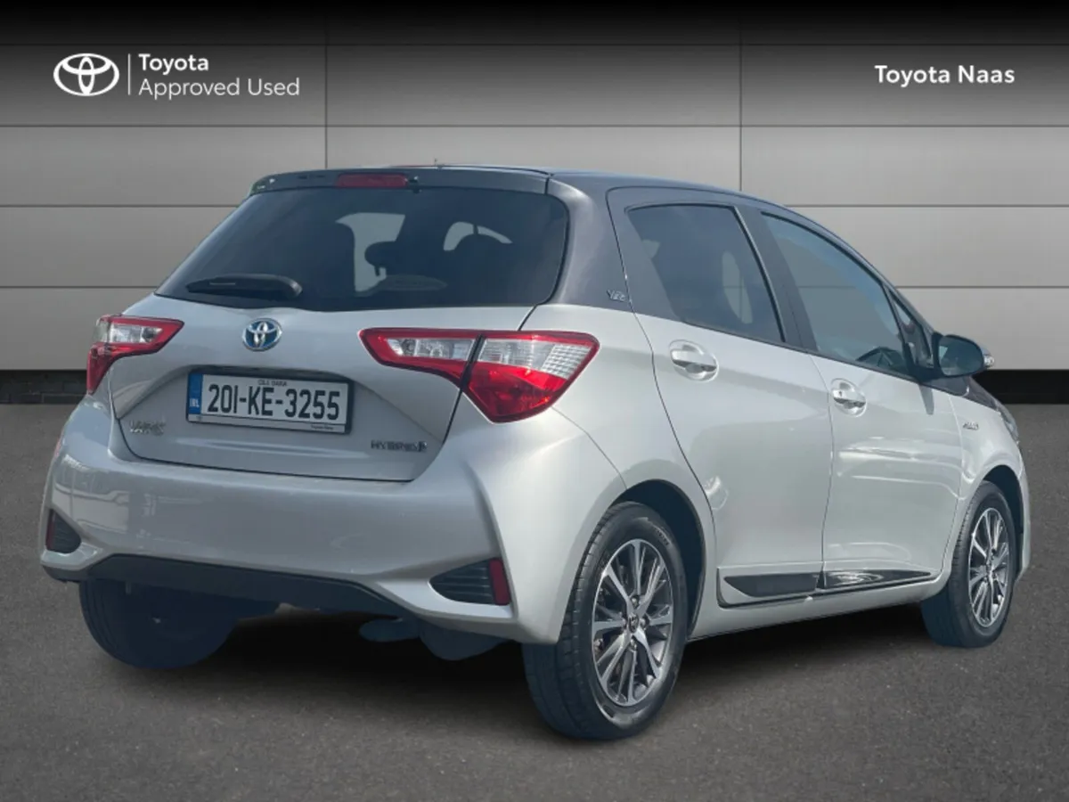Toyota Yaris YARIS HYBRID Y20 - Image 2