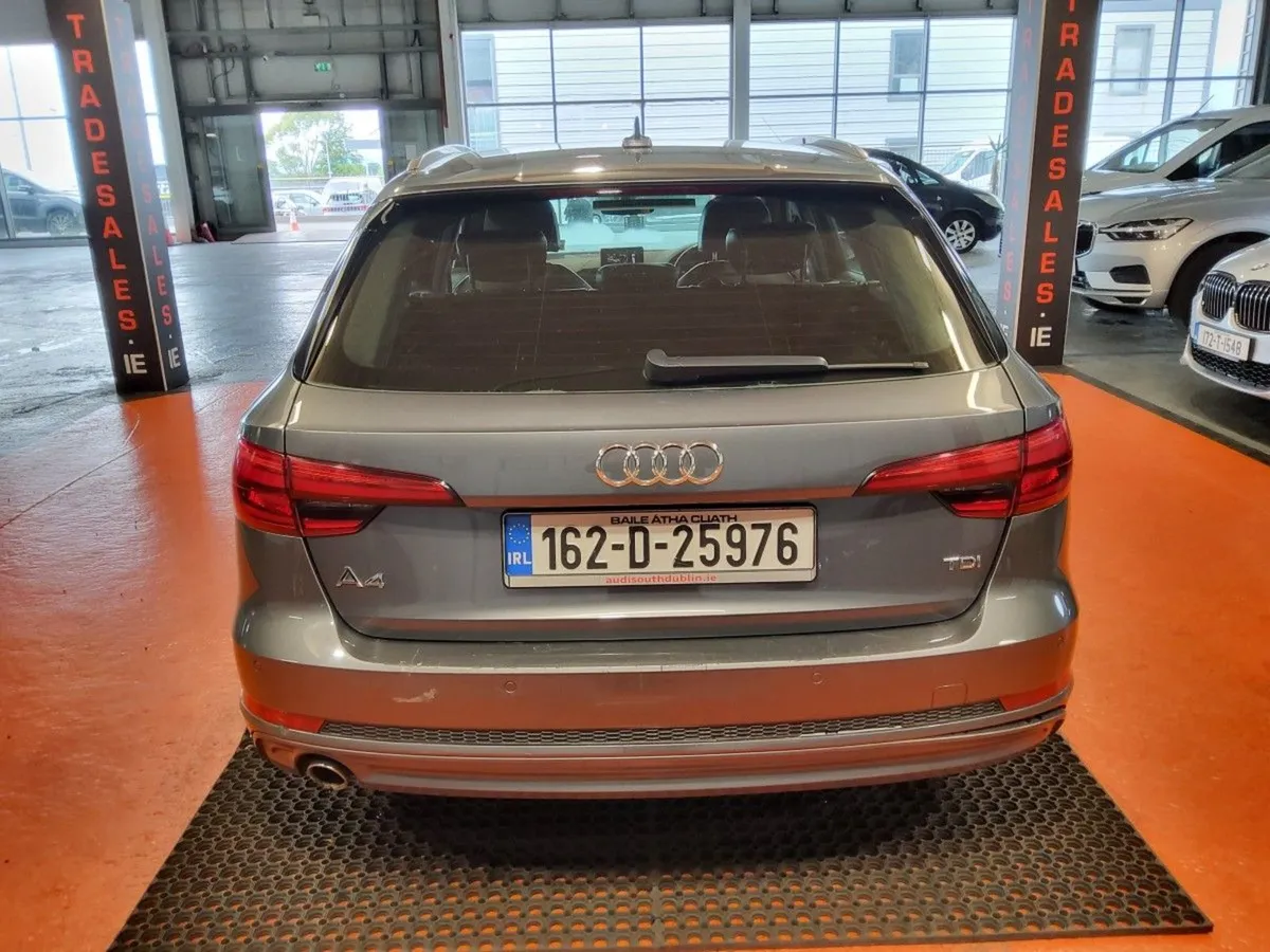 Audi A4 2.0tdi 150HP S Tronic S Line - Image 4