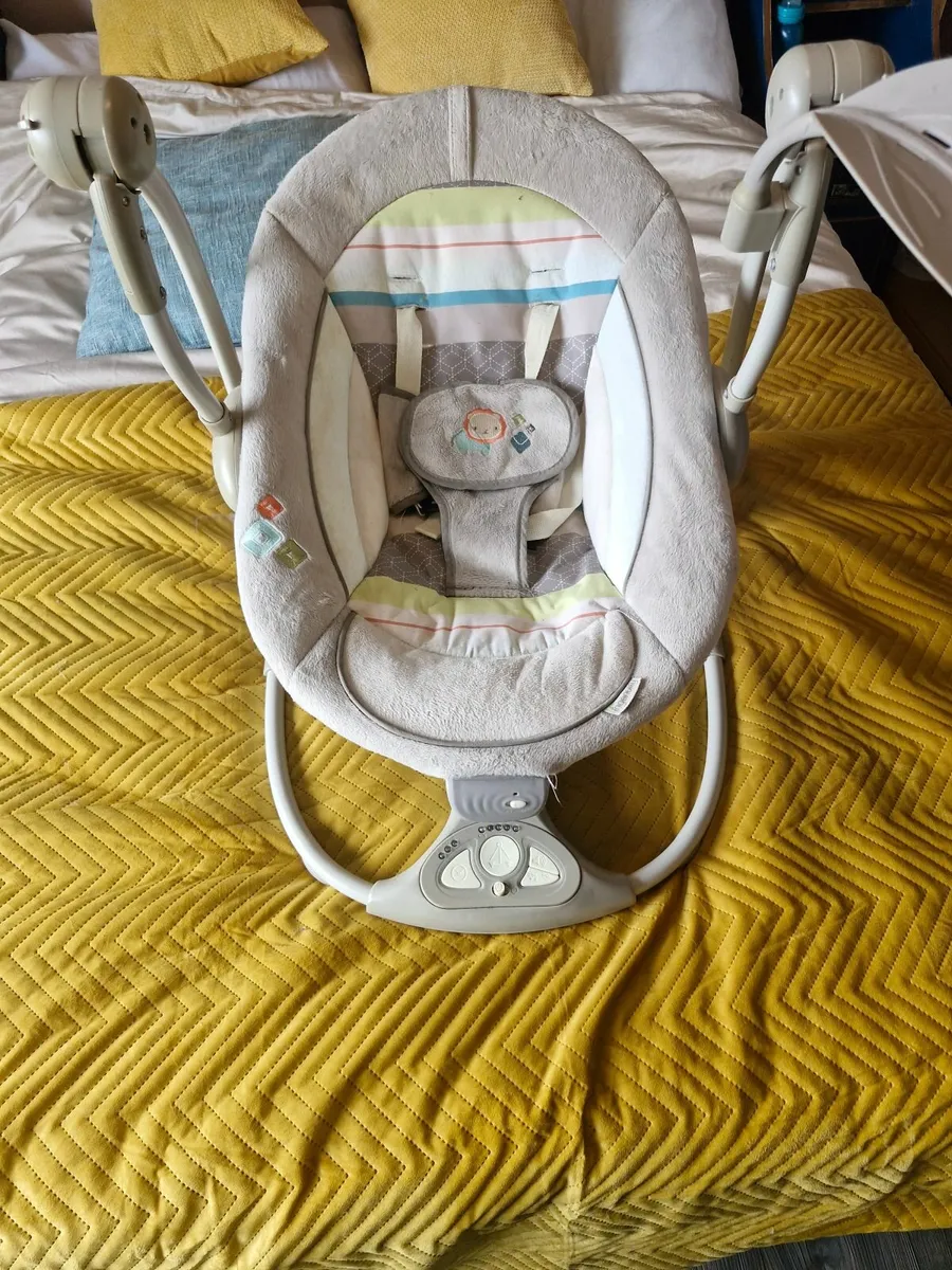 Baby swing - Image 2
