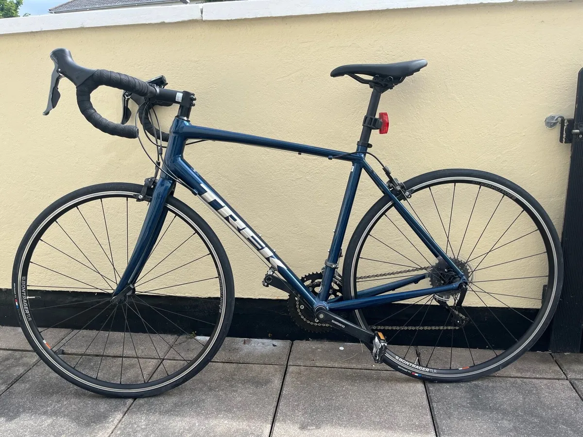 Trek Domane AL 2 Rim 56 - Image 1
