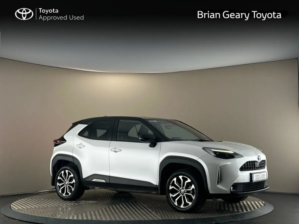 Toyota Yaris Cross HYBRID LUNA SPORT - Image 1