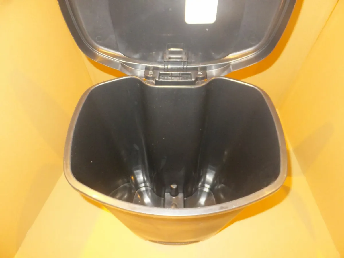 Waste Bin - Image 2