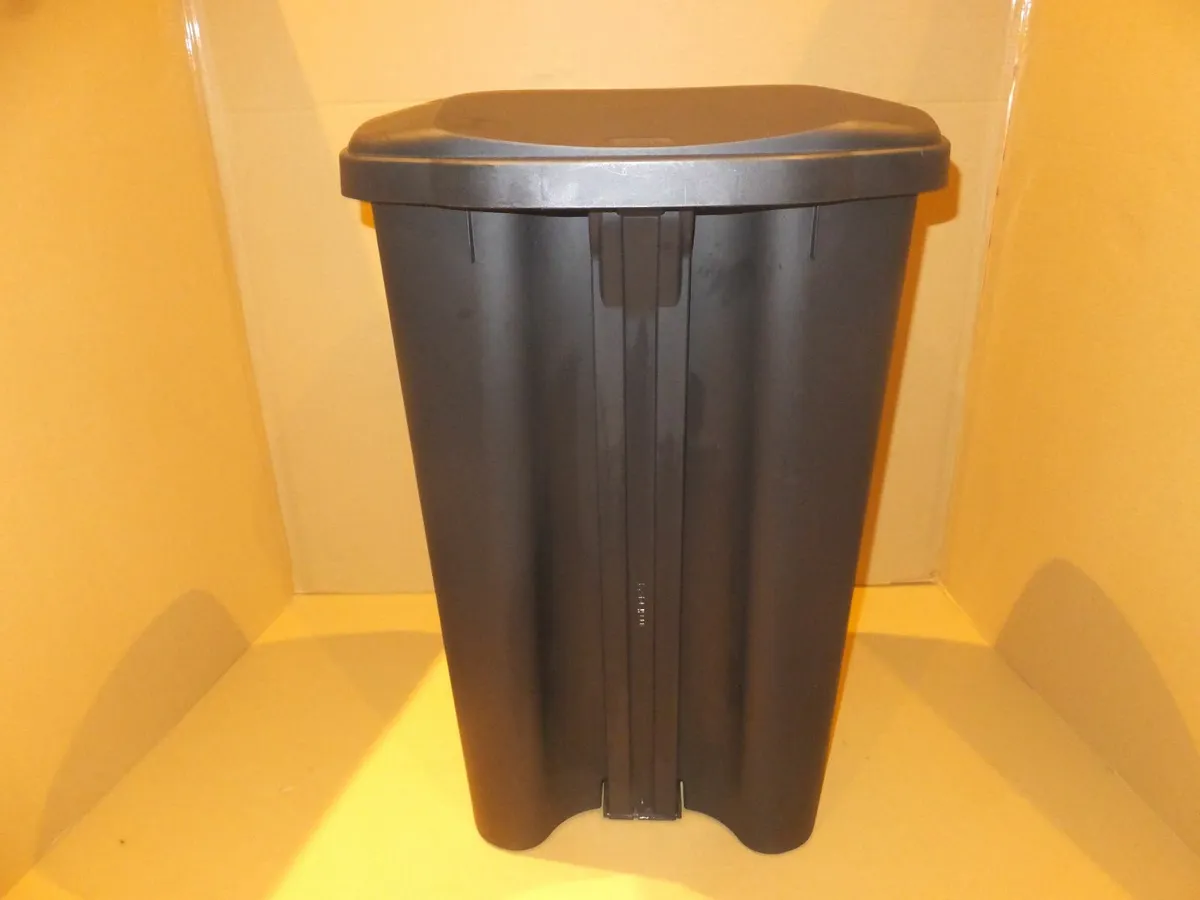 Waste Bin - Image 3