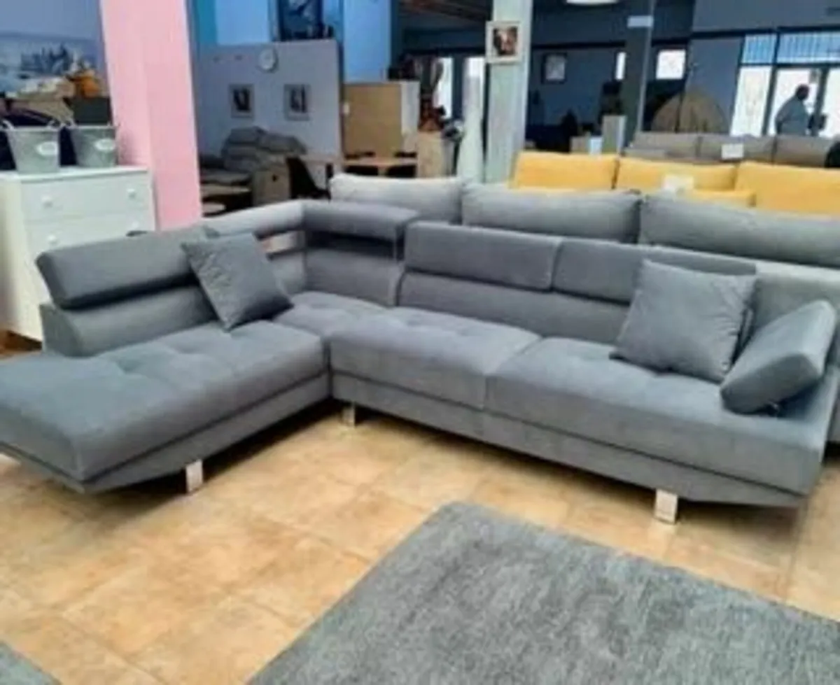 Modern 262cm Corner Chaise Sofa Grey Velvet - Image 1