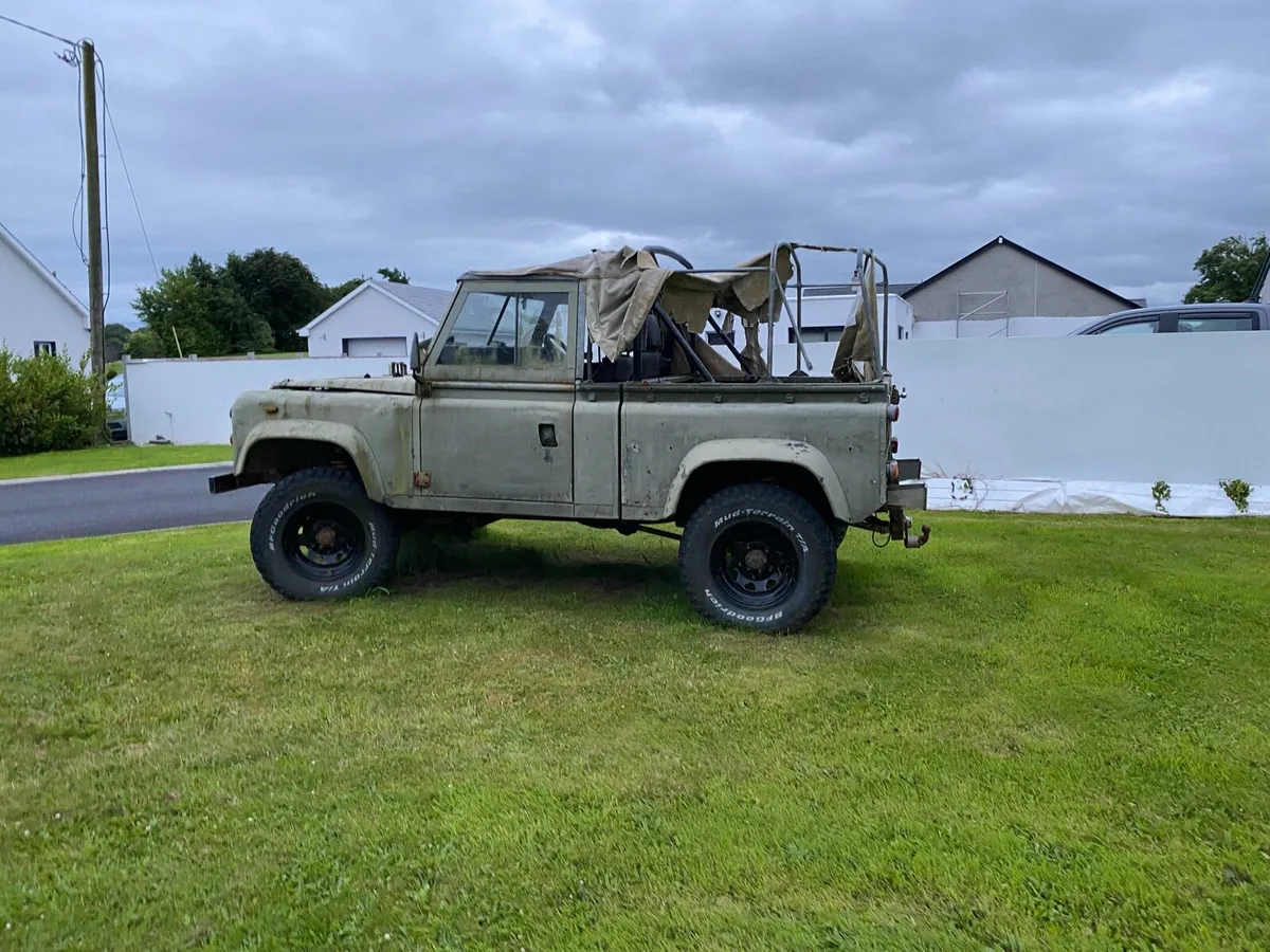 Landrover defender - Image 2
