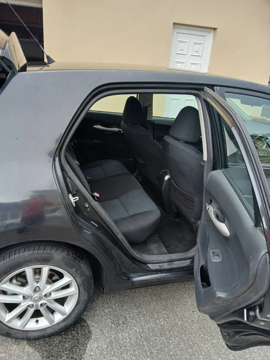 Toyota Auris 2008 5DR 1.4 D4D TR **READ DESCRIPT** - Image 2