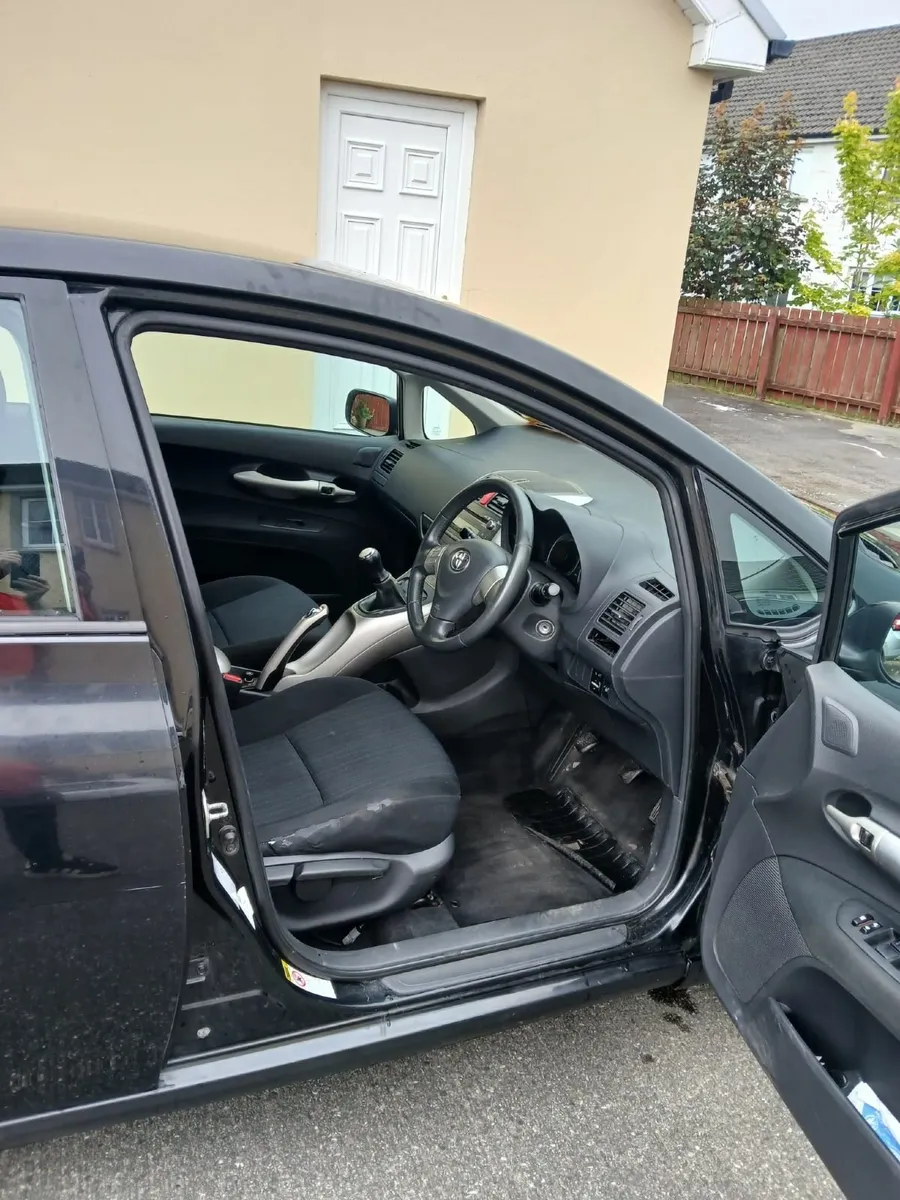 Toyota Auris 2008 5DR 1.4 D4D TR **READ DESCRIPT** - Image 4