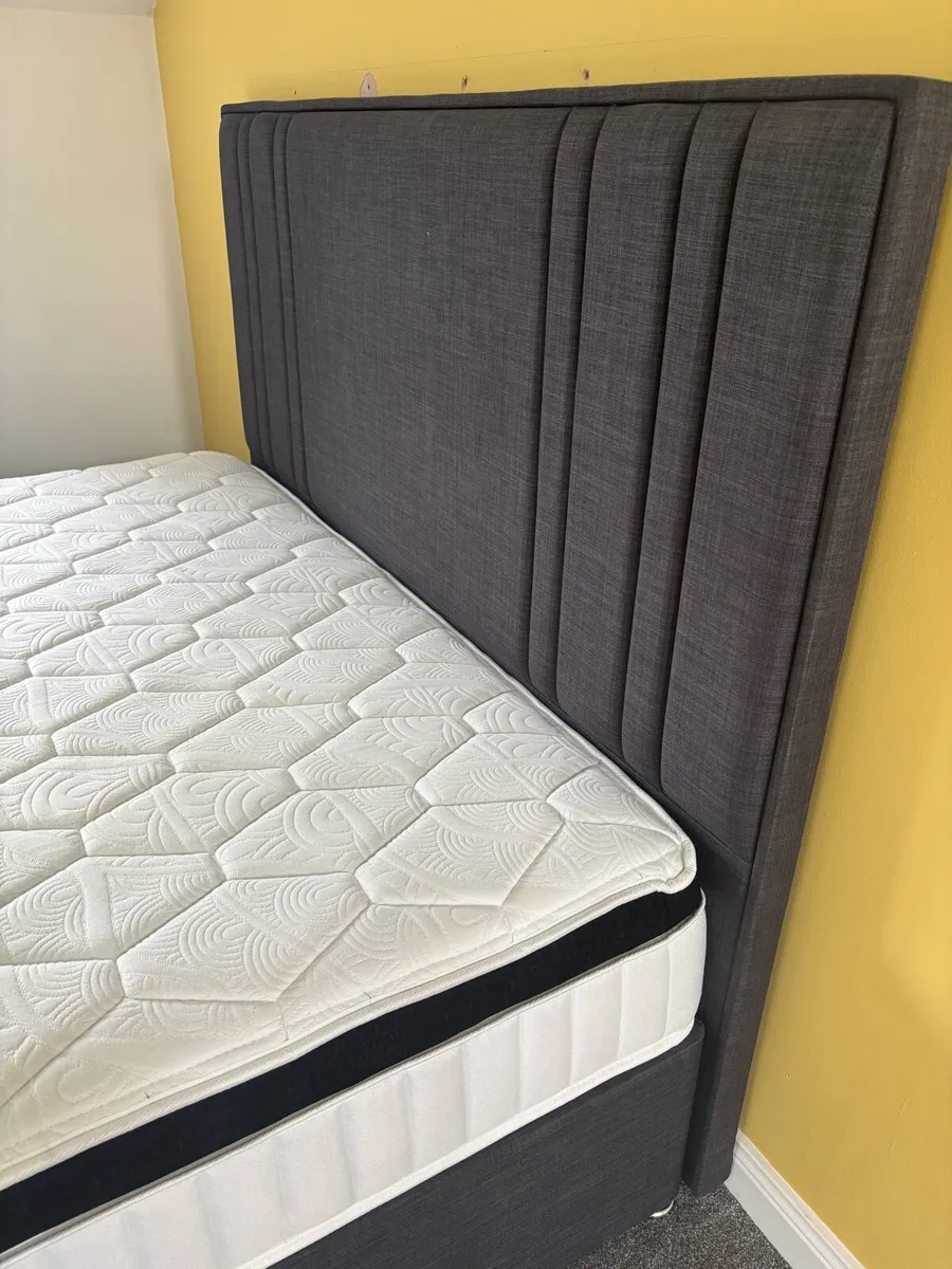 Bed - Image 2