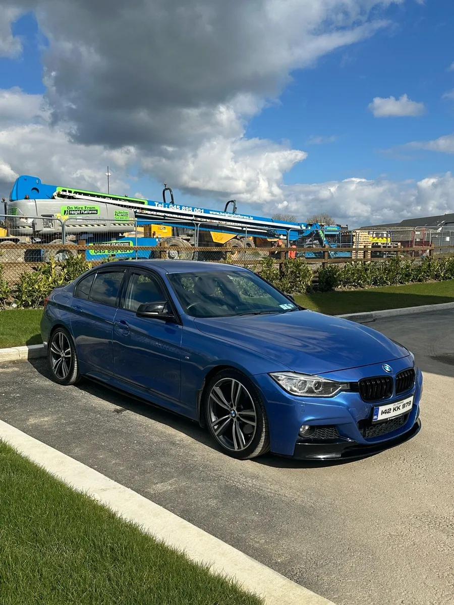 2014 BMW 330d - Image 2
