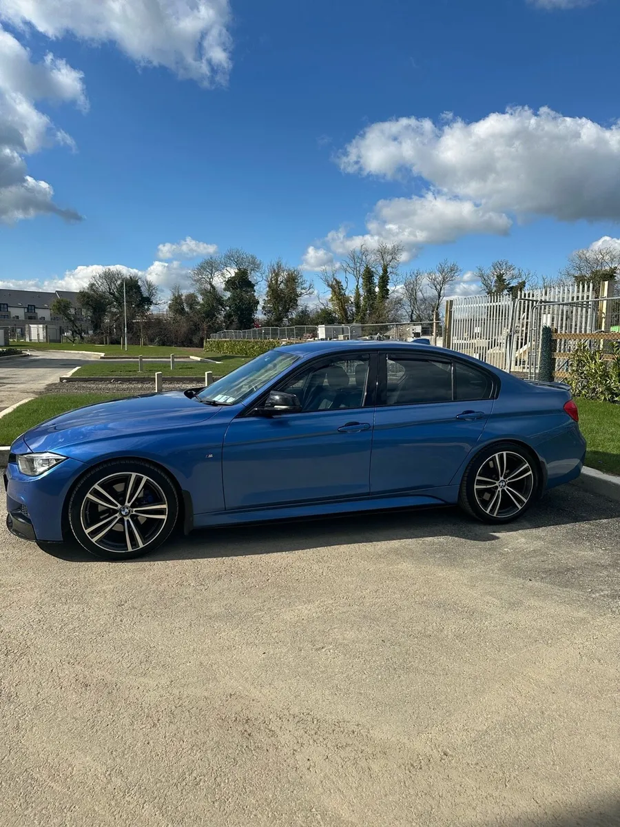 2014 BMW 330d - Image 3