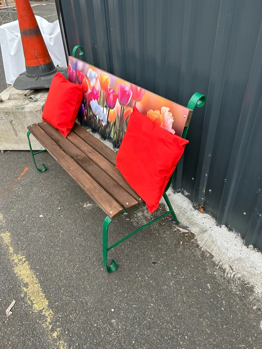 Cast iron garden bench - Image 4