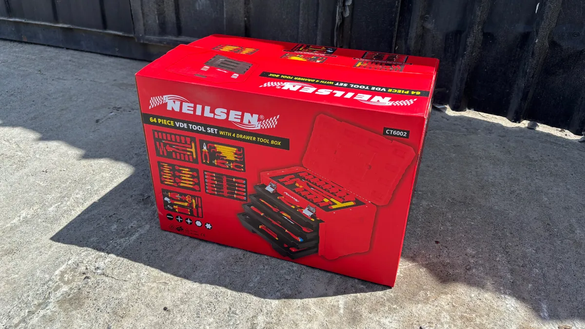 Neilsen 64 Piece Tool Set and box - Image 1
