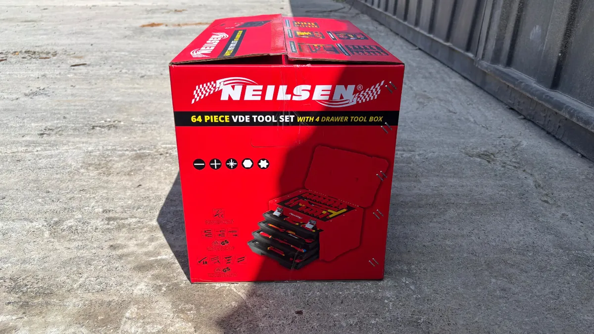 Neilsen 64 Piece Tool Set and box - Image 3