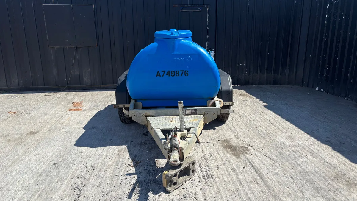 Western 1000L Water Bowser - Image 2