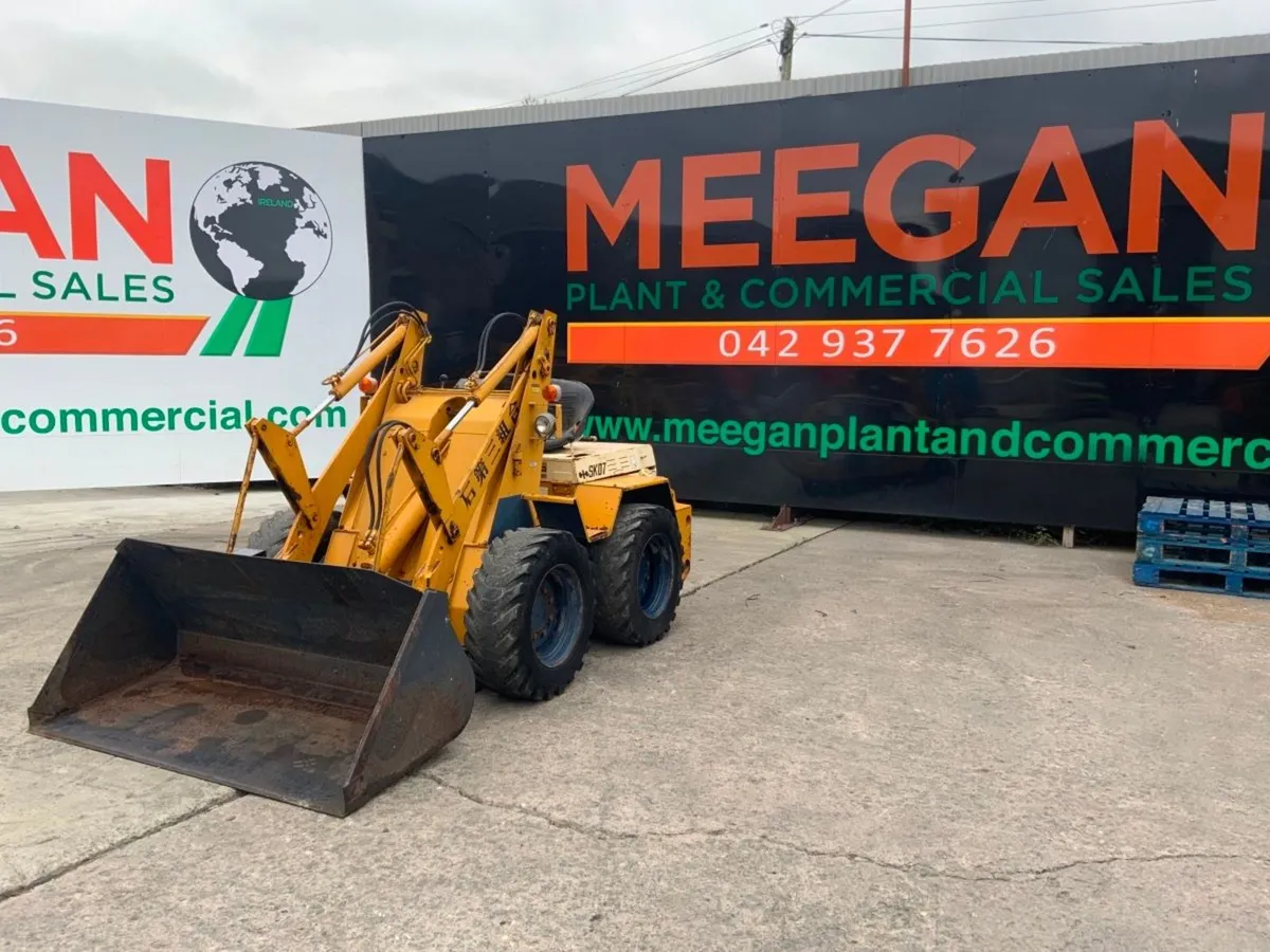 KOMATSU SK07 SKID STEER WHEELED LOADER. - Image 4
