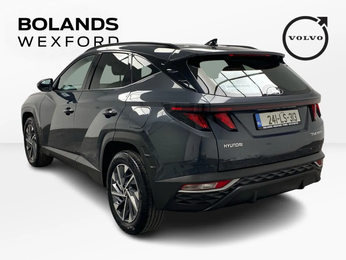 Hyundai Tucson 2WD Executive - Image 4