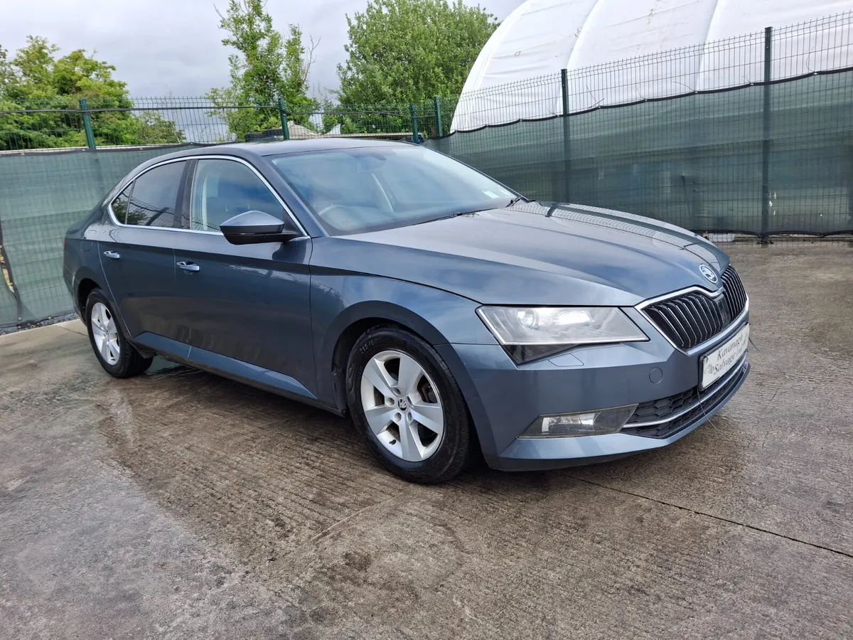2016 Skoda Superb  2.0 Tdi    150bhp - Image 1