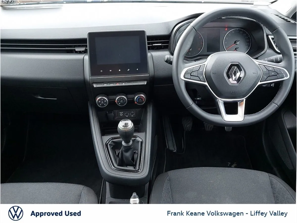 Renault Clio Equilibre TCE 90 5DR  now IN Stock - Image 2