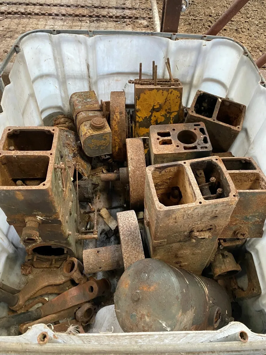 LISTER ENGINES & PARTS - Image 3
