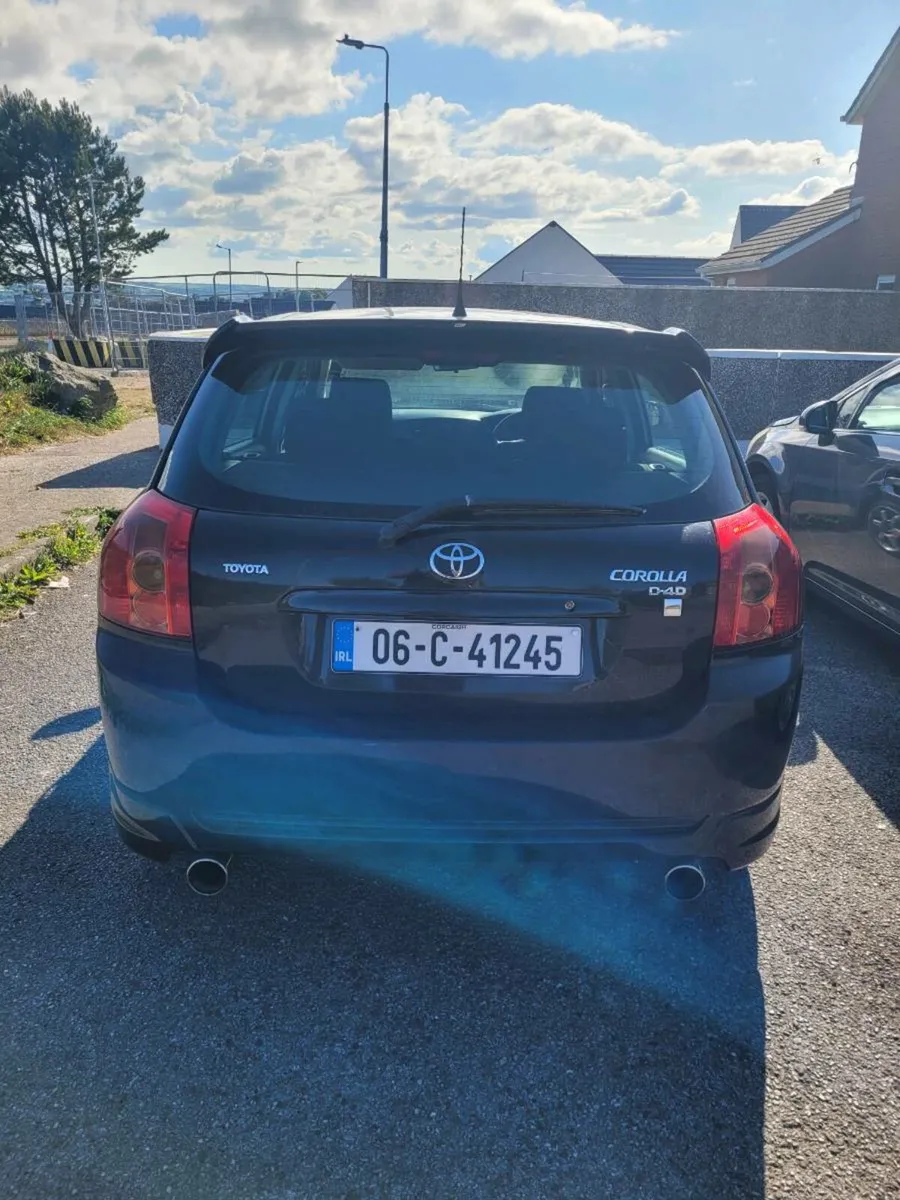 Car - Image 1