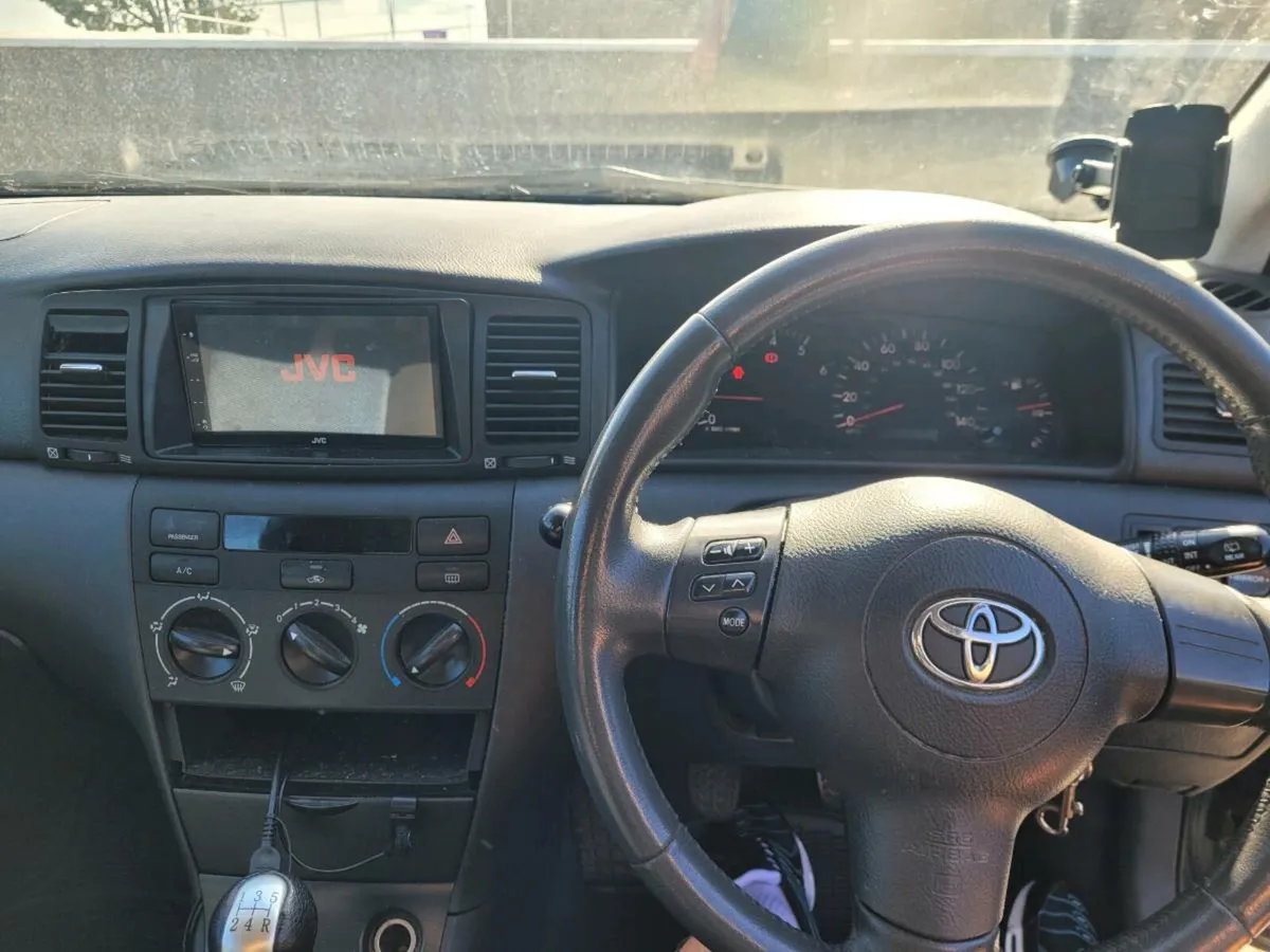 Car - Image 4
