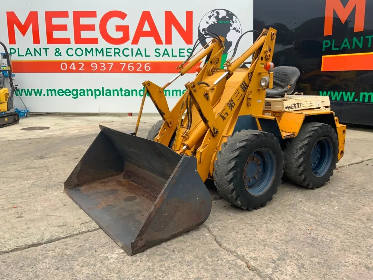 KOMATSU SK07 SKID STEER WHEELED LOADER. - Image 1