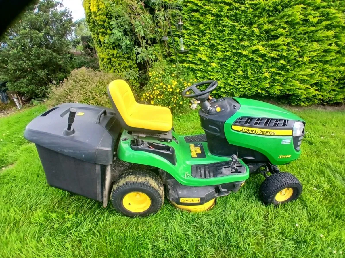 John Deere ride on lawn mower - Image 1