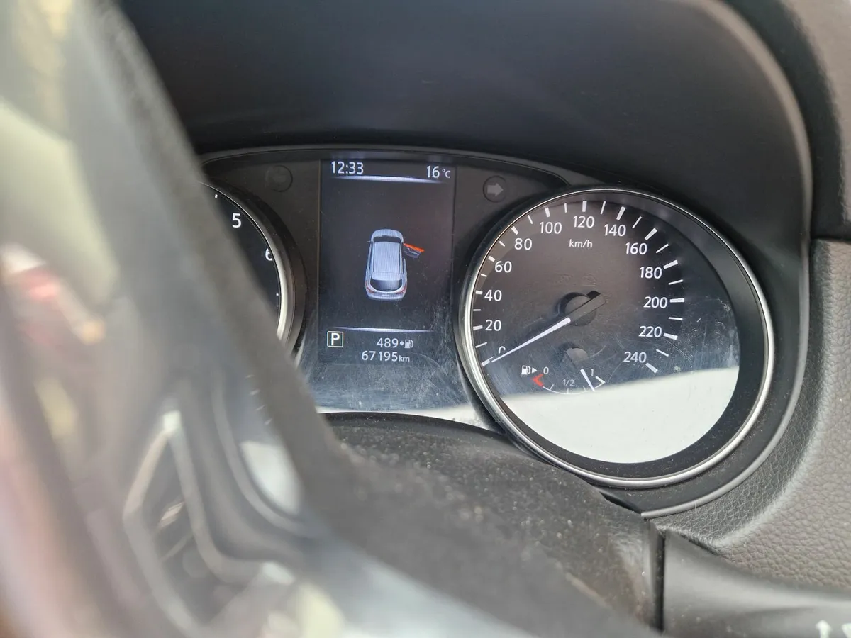 Nissan Qashqai 2018 - Image 4