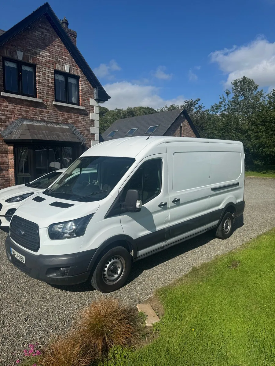 Ford Transit 350 - Image 2